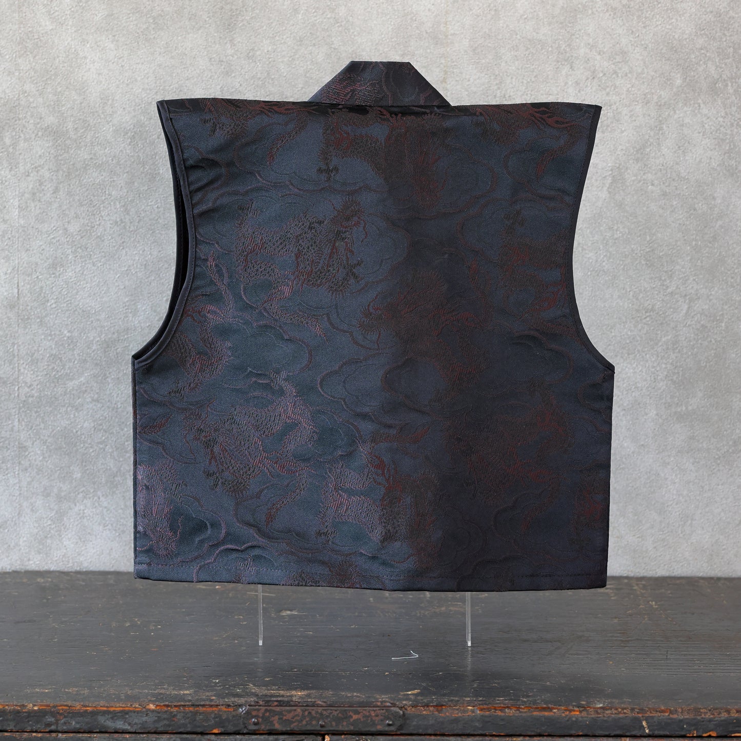 【初節句のお祝い着】 京都金襴 龍柄ブラック(龍地紋) 陣羽織