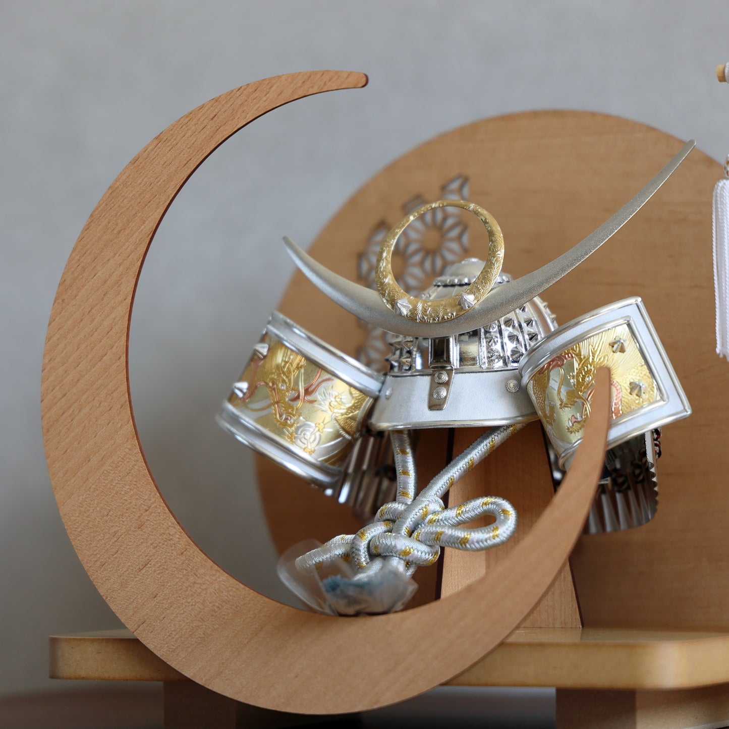 【置台兜飾り】三日月の屏風舞台セット お名前旗プレゼントキャンペーン対象商品