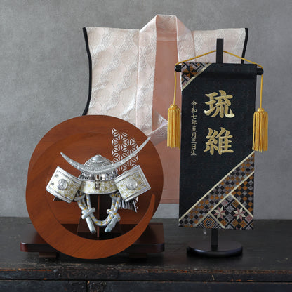 【置台兜飾り】三日月の屏風舞台セット　お名前旗プレゼントキャンペーン対象商品
