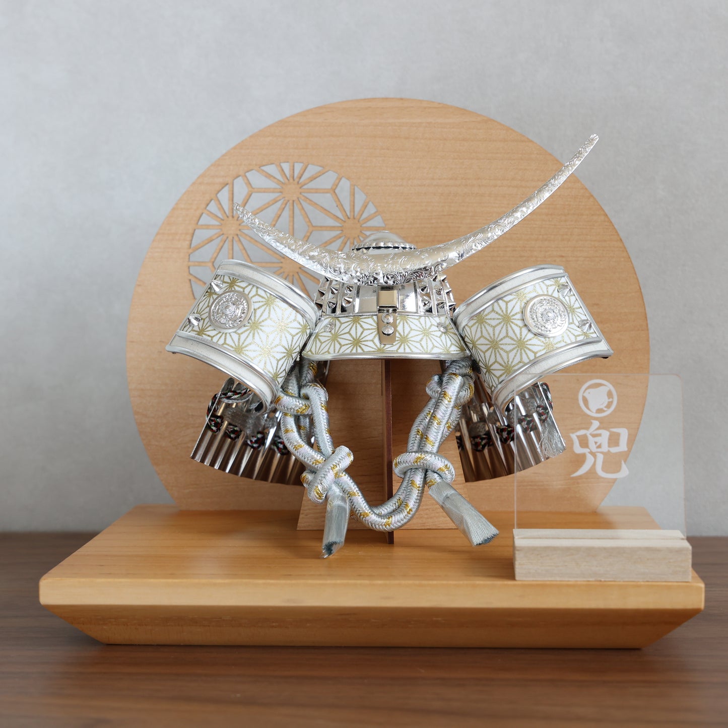 【置台兜飾り】兜飾り(弦月/白夜)・屏風・置台セット