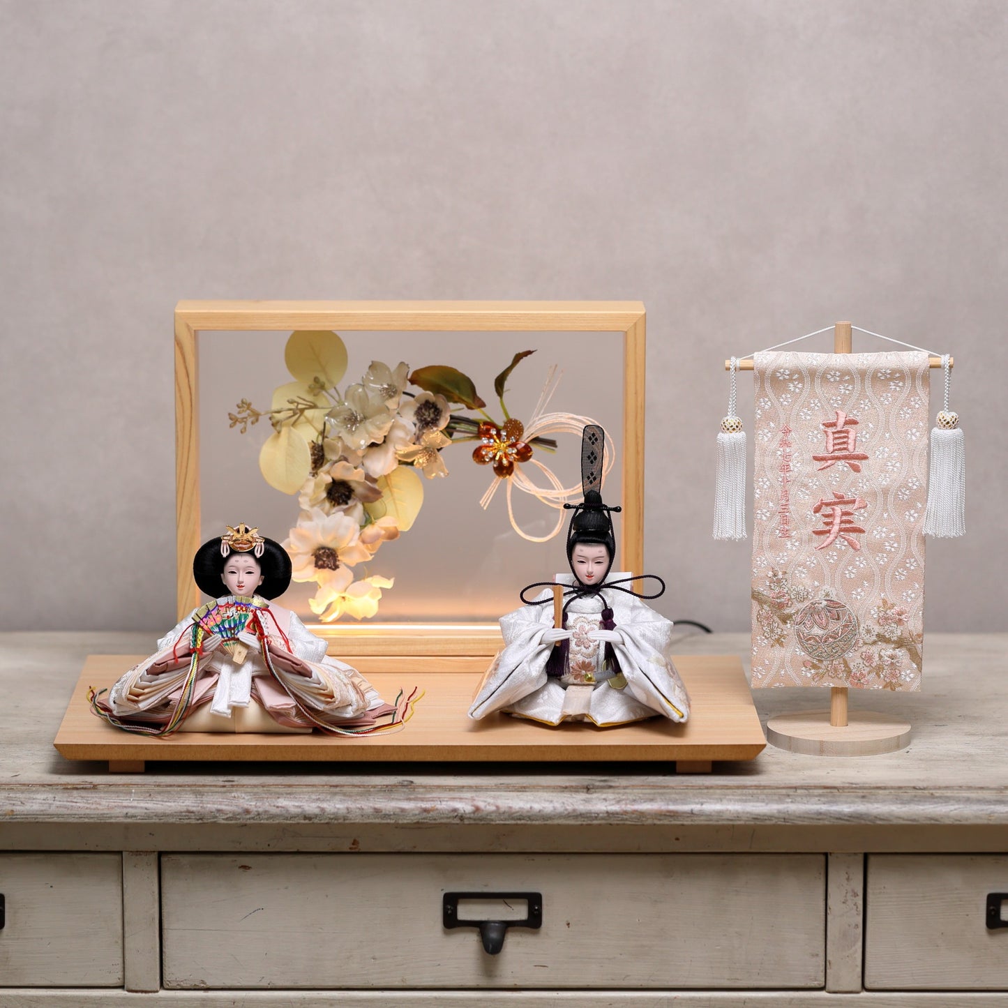 【フラワーアート×LEDライト】くすみカラー×手刺繍風 麻柄刺繍 ひな飾りセット