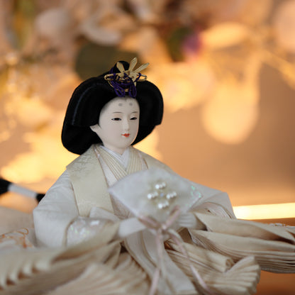 【フラワーアート×LEDライト】唯一無二の雛飾りセット