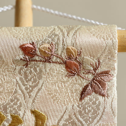 くすみカラー 桜柄の金襴名前旗 (中)　スタンドセット