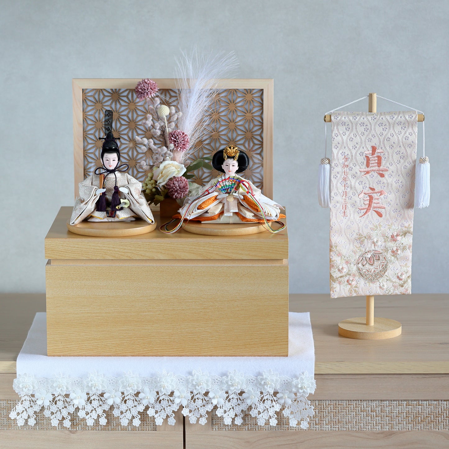 【雪輪さくら雛ｘ透け感組子風屏風】コンパクト収納雛飾りセット