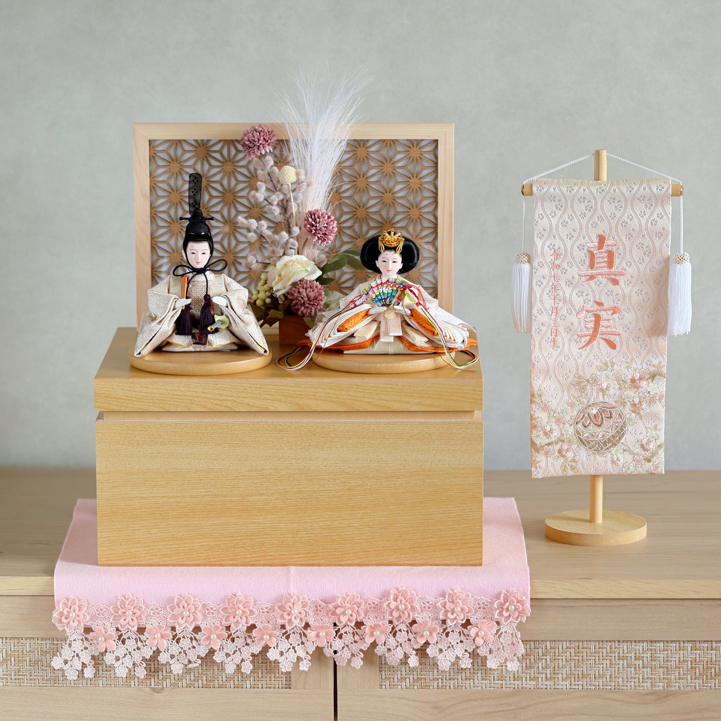 【雪輪さくら雛ｘ透け感組子風屏風】コンパクト収納雛飾りセット