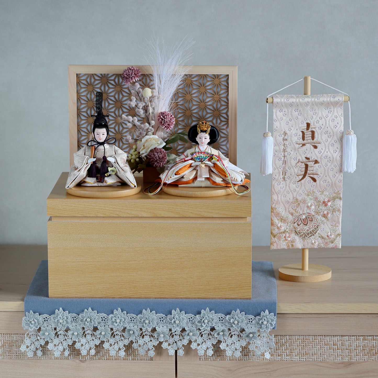 【雪輪さくら雛ｘ透け感組子風屏風】コンパクト収納雛飾りセット