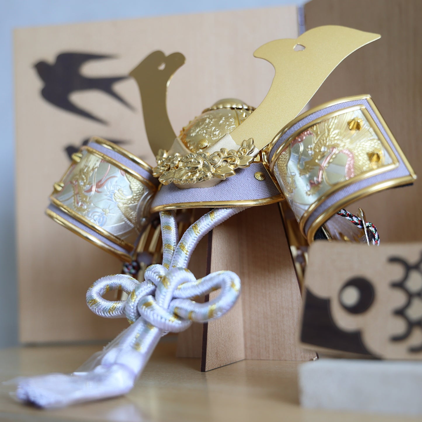 【収納兜飾り】燕二極風屏 モダン箱セット