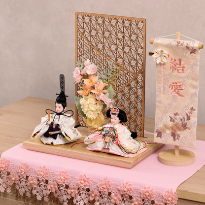 【2027年新作】 花凛-かりん-｜ナチュラル｜花と木の温もりを楽しむ、コンパクトな雛人形