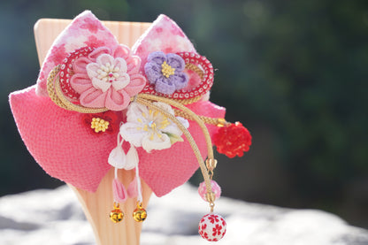 ちりめん髪飾り羽子板　板立飾り　ピンク