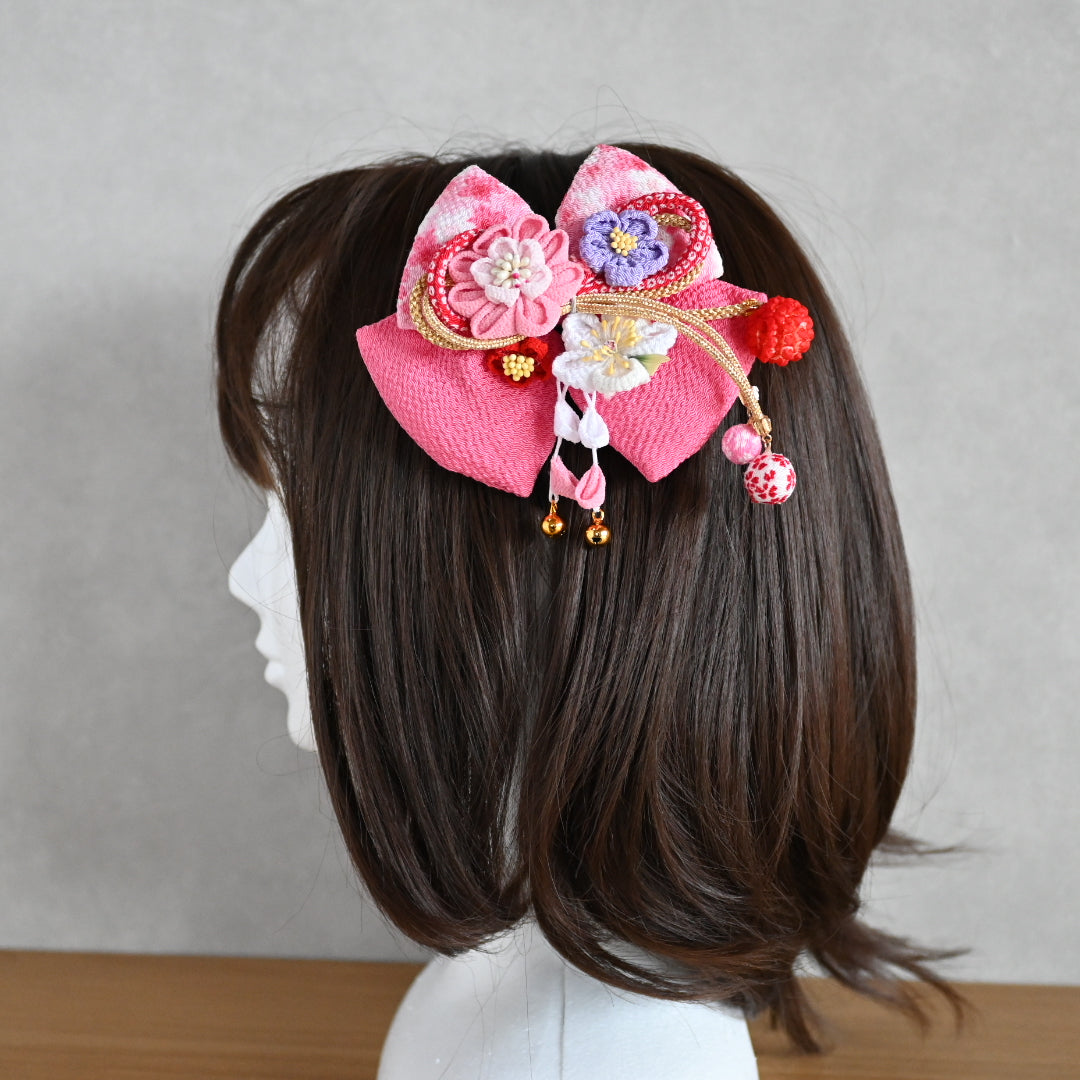 ちりめん髪飾り羽子板　板立飾り　ピンク