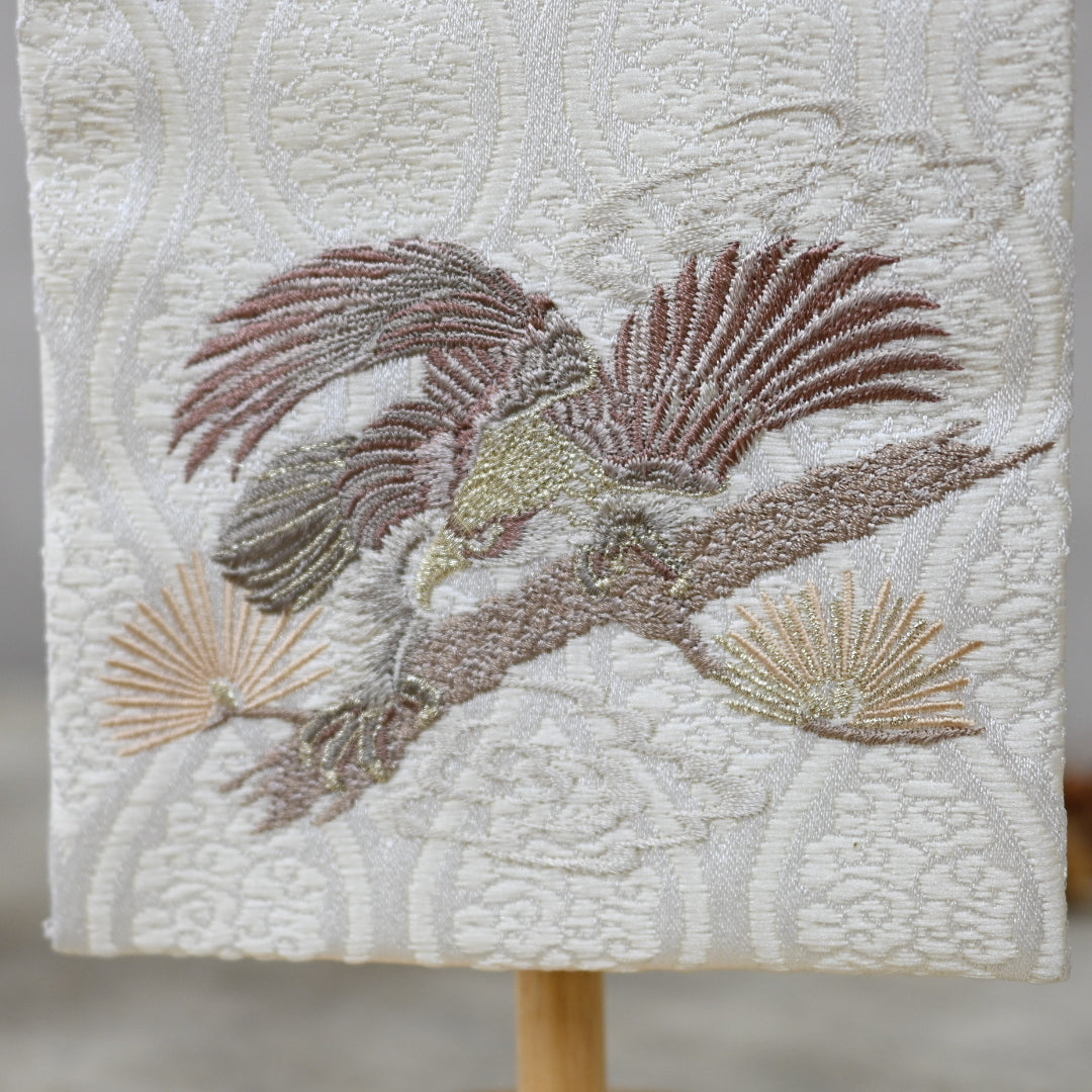 【新作】松鷹ホワイト 金襴名前旗 (大)　スタンドセット