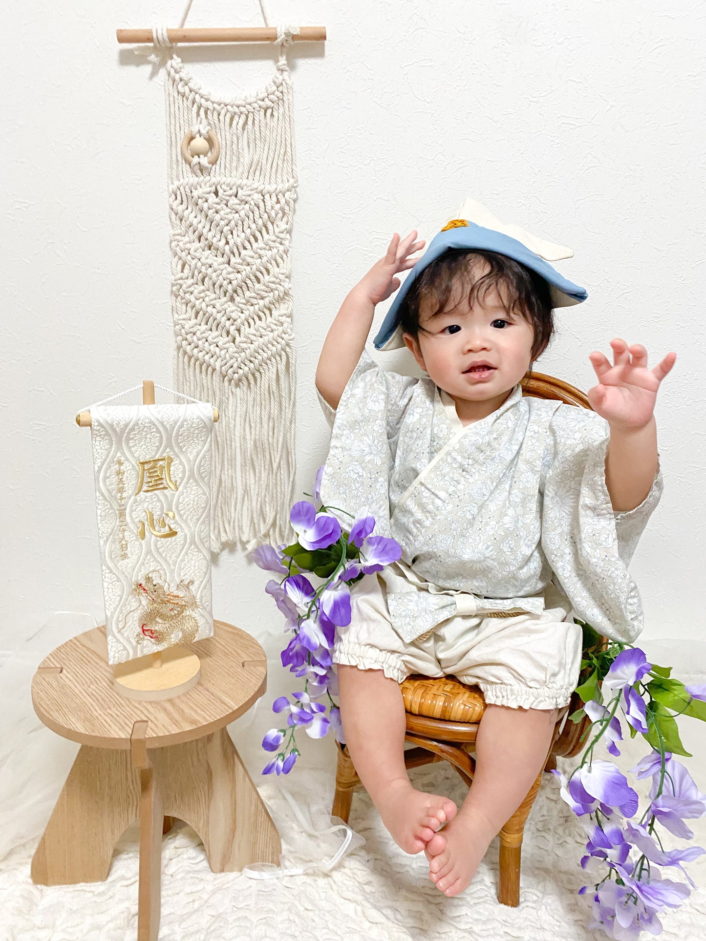 昇龍ホワイト 金襴名前旗 (中)　スタンドセット